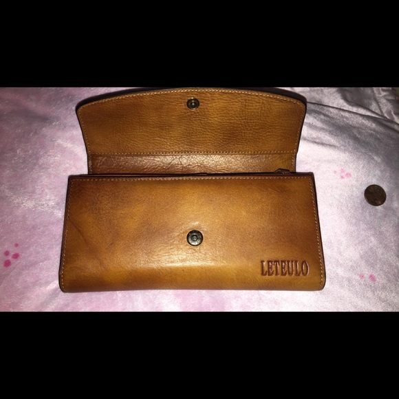 Wallet - Picture 3 of 4